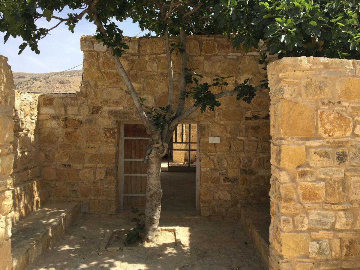 Wadi Dana Lodge - نزل وادي ضانا Zewnętrze zdjęcie